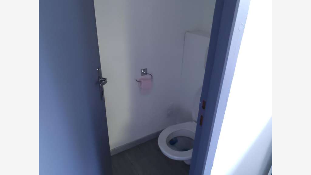 AV locaux d'activités 340m² à Coulounieix-Chamiers
