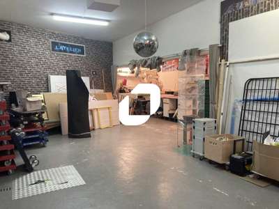 Vente Locaux d'activités - Entrepôts à Courbevoie