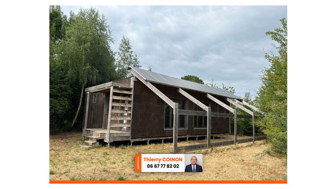 Bâtiment ossature bois à achever à Coutières