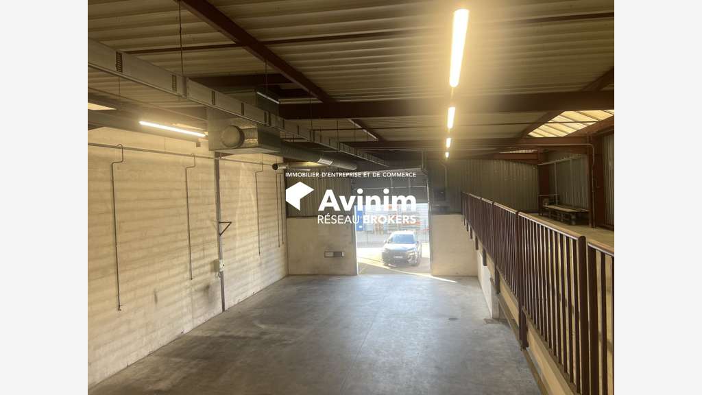 Local industriel à vendre ZA Les Triboullières