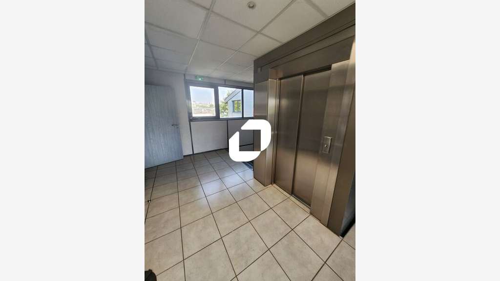 Vente Local d'activité 2500m² Creteil