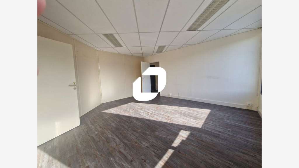 Vente Local d'activité 251m² Croissy beaubourg