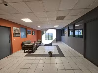 Vente Local d'activité 750m² Dammarie les lys