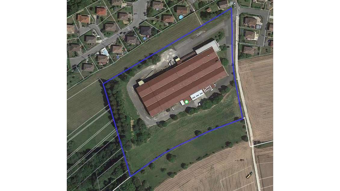 Ensemble industriel 7192m² terrain 2.5ha Dampierre