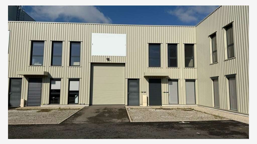 Vente local d'activité 486m² ZAC Décines-Charpieu