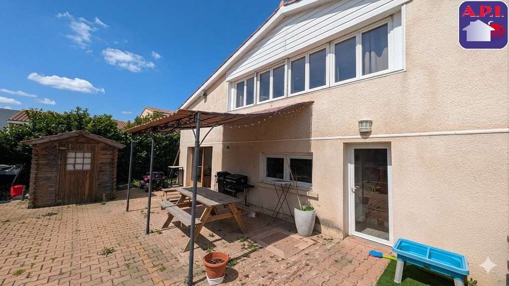 A vendre ensemble immobilier de 885m² à Deyme (31)