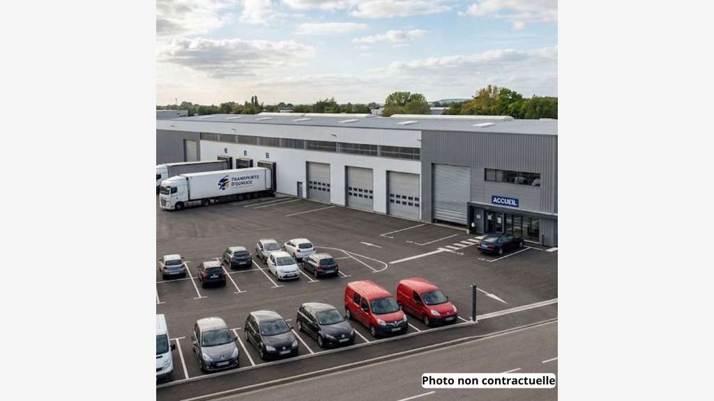 Entrepôt / local industriel 2500 m2- proche Dole