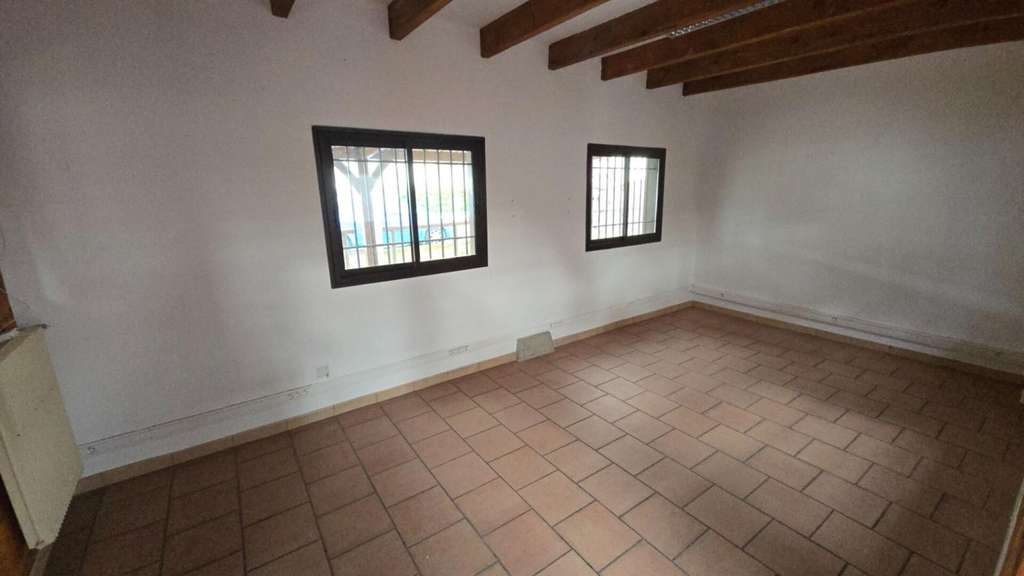 Vente local activité 375m² sur 1424m² sur Dreux