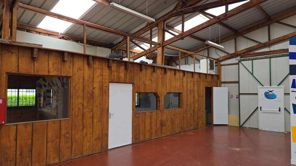Vente local activité 375m² sur 1424m² sur Dreux