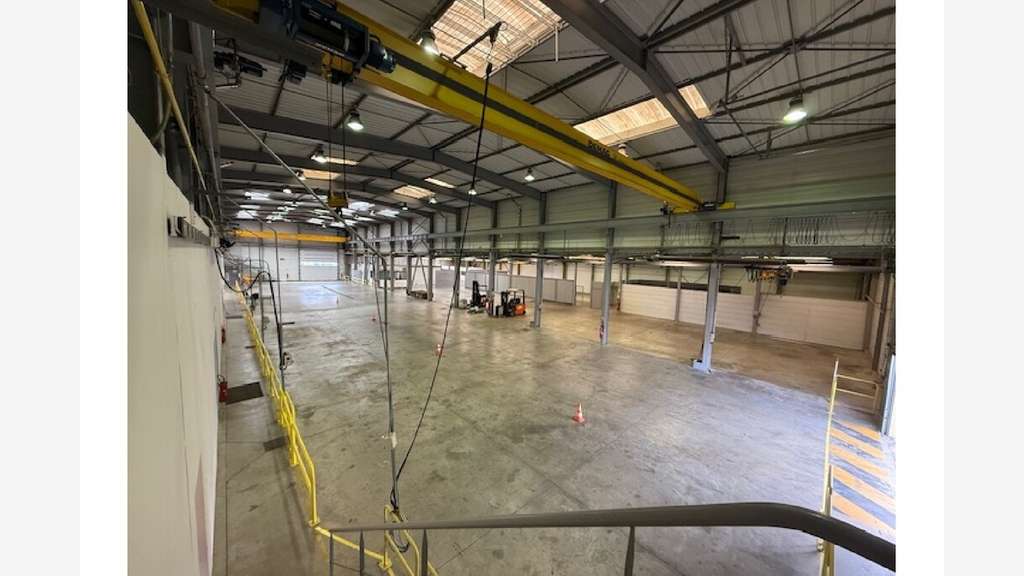 À vendre – Site industriel de 4 955 m² à Dreux – E
