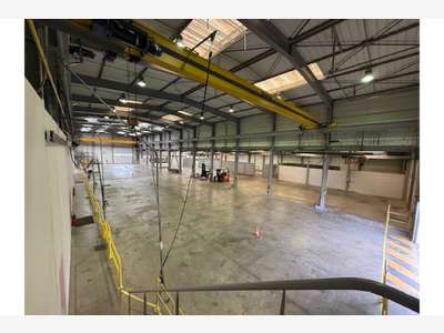 À vendre – Site industriel de 4 955 m² à Dreux – E