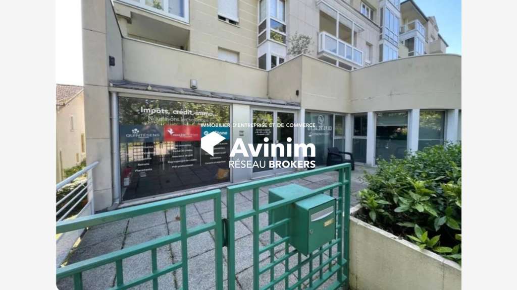 Vente local d'activités 246m² à Enghien-les-Bains