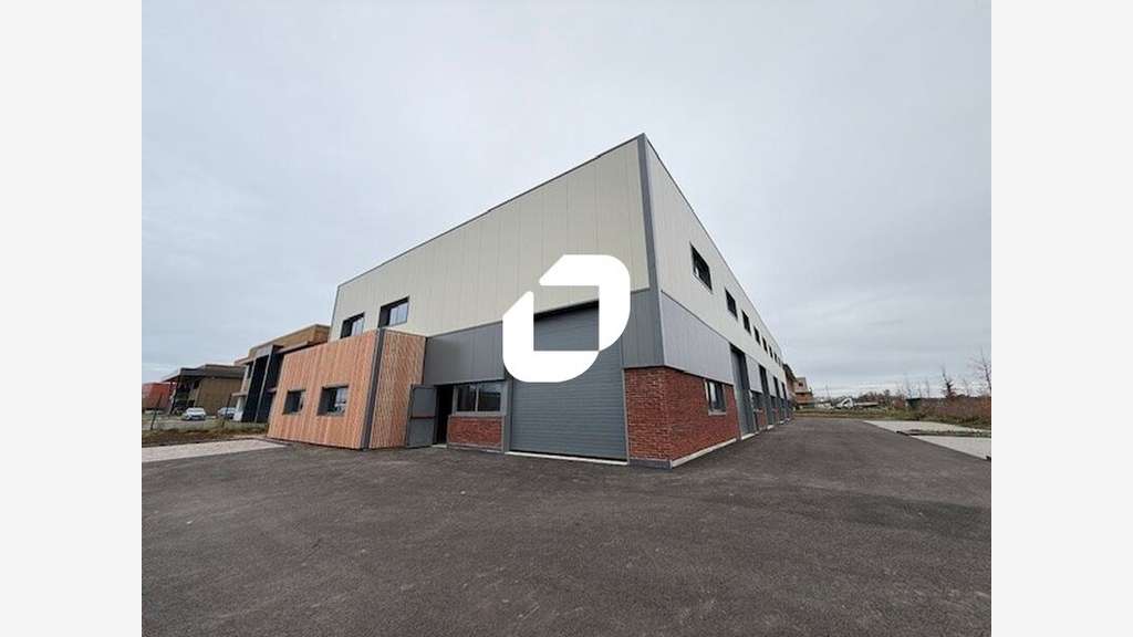 Vente Local d'activité 252m² Ennery