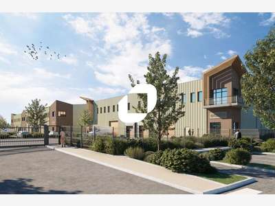 Vente Local d'activité 9878m² Ennery