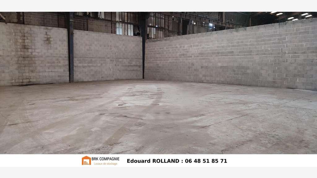 Cède local de stockage de 60m² Brières Les Scelles