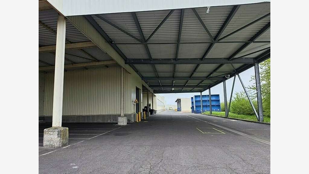 Ensemble industriel 18556m² à vendre à Faulquemont