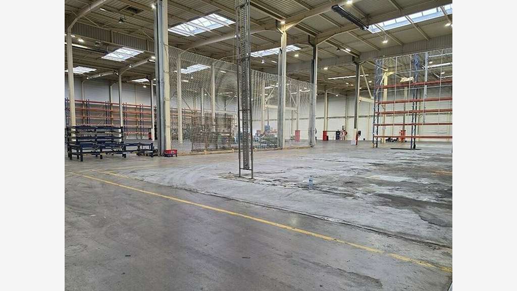 Ensemble industriel 18556m² à vendre à Faulquemont