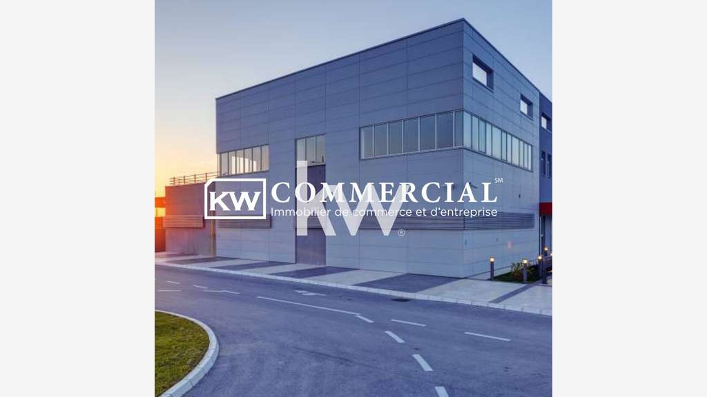 A vendre local d’activité 550m² à Firminy