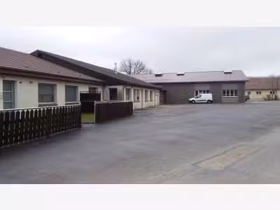 À vendre – Local Industriel de 1 400 m² à Flan