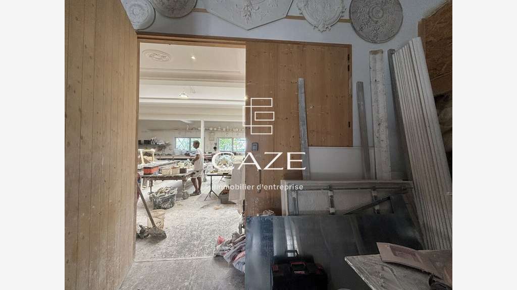 Bâtiment 325m² à vendre proche rocade à Floirac