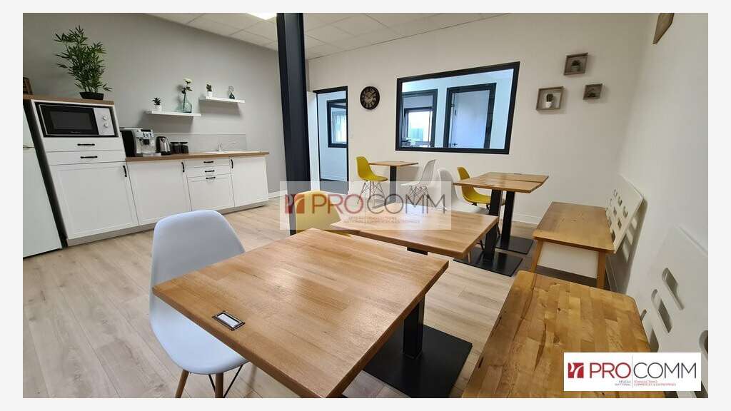 A vendre bureaux atelier 4750m² Fontenay sur Eure