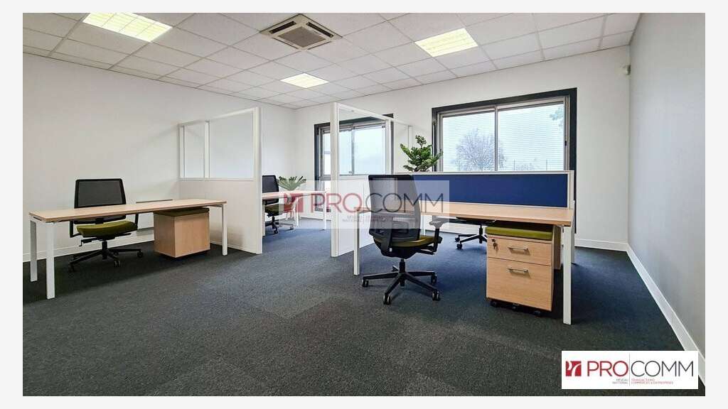 A vendre bureaux atelier 4750m² Fontenay sur Eure
