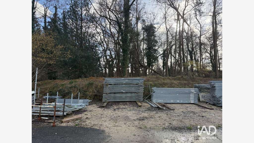 Vente local 4570m² fort potentiel à Fontenay/Loing