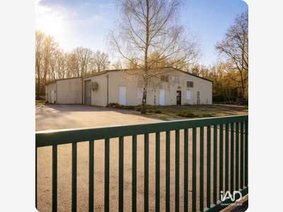 Vente local 4570m² fort potentiel à Fontenay/Loing