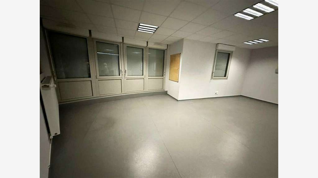 Local d'activités 1 268 m² à vendre - Forbach (57)