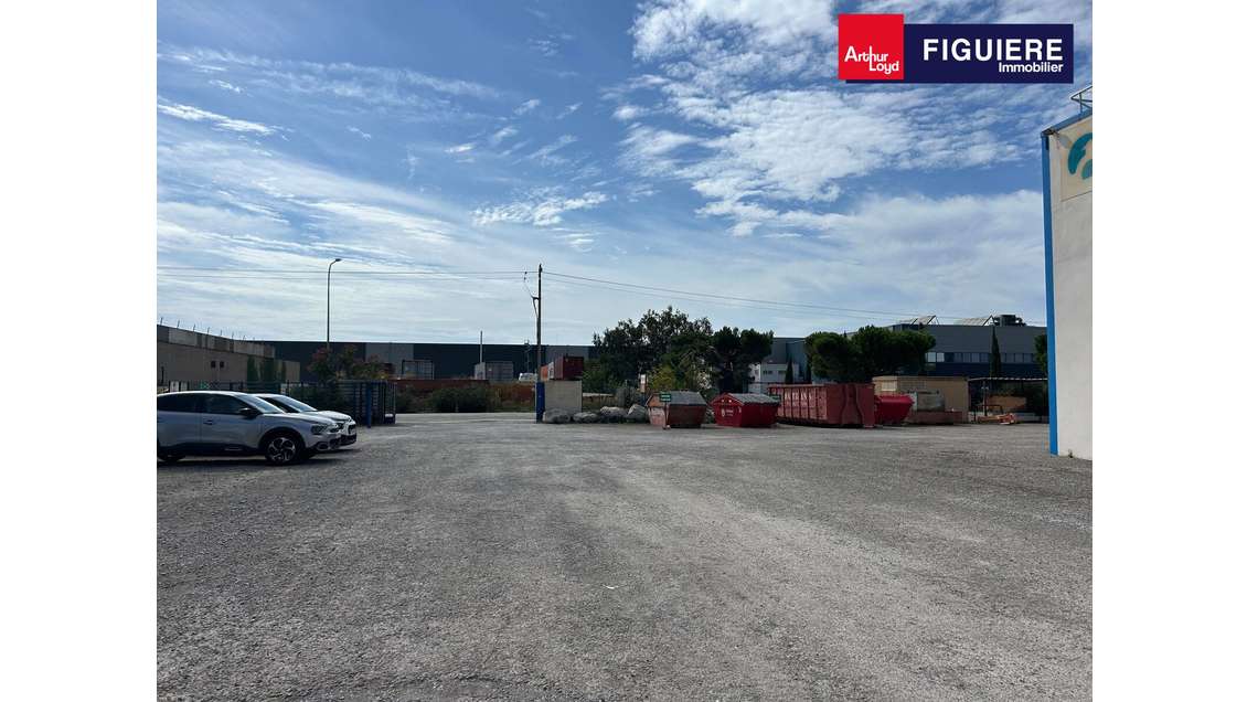 AV bâtiment industriel avec terrain à Fos-sur-Mer