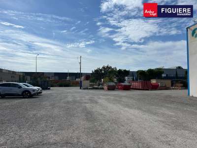 AV bâtiment industriel avec terrain à Fos-sur-Mer