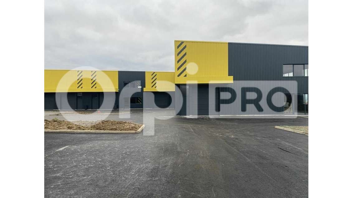 Vente local d'activité 539m² à Frans