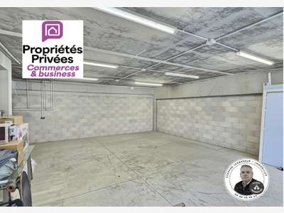 AV local 142m² à Puget sur Argens ZA des Vernèdes