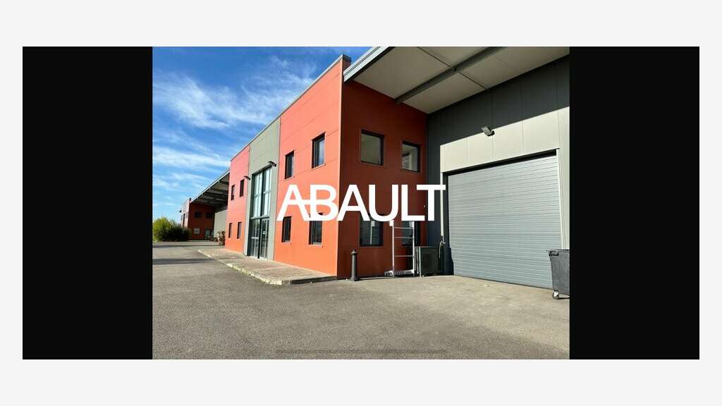 Local d'activité 1200m² à vendre à Gaillac