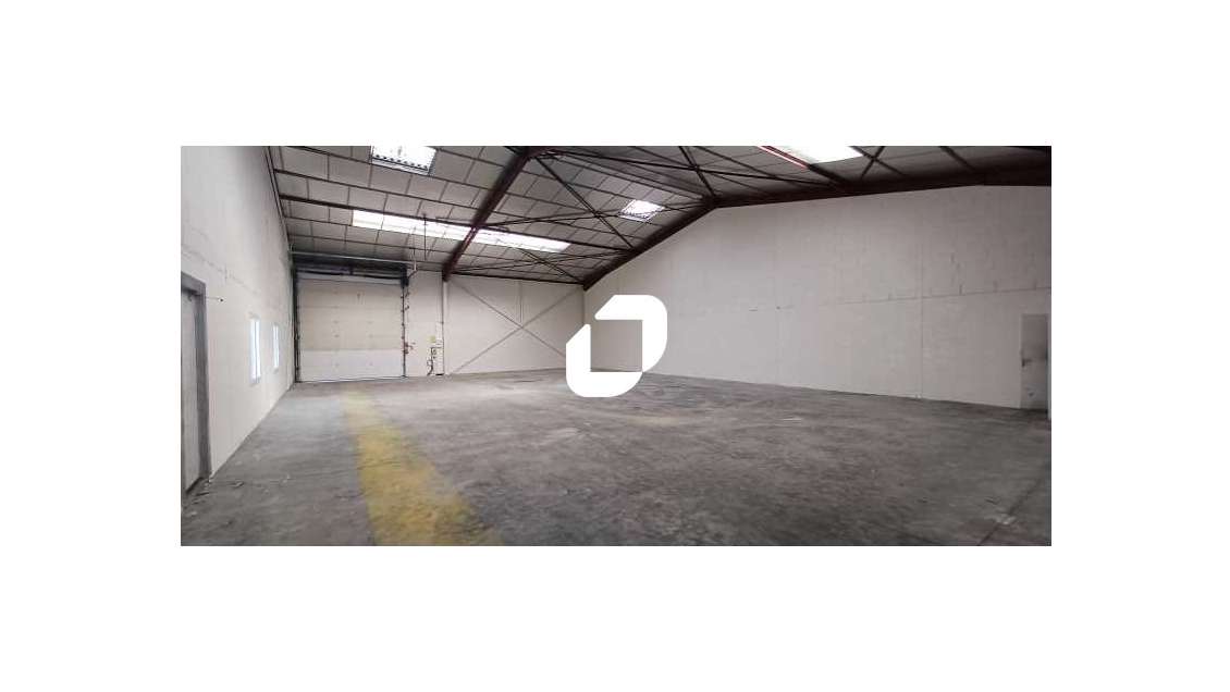 Vente Local d'activité 437m² Gargenville
