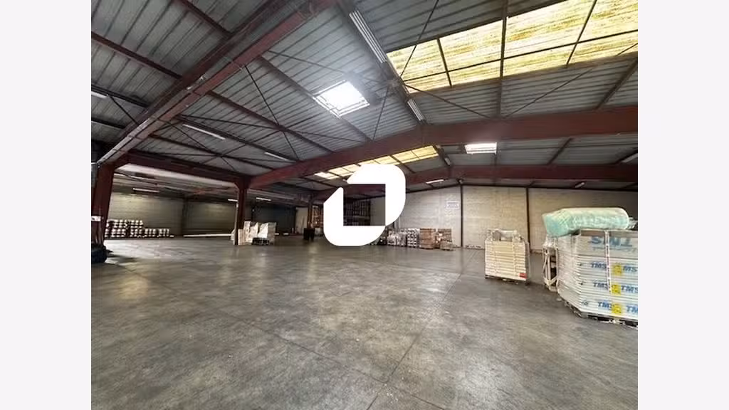 Vente Local d'activité 1330m² Garges les gonesse
