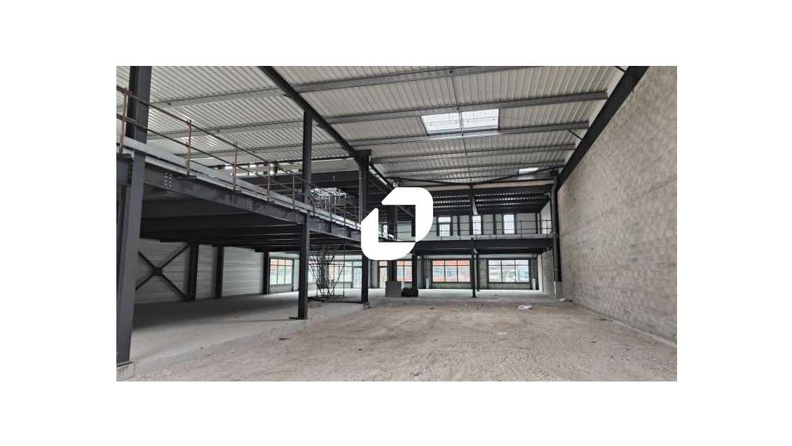 Vente Local d'activité 1820m² Gennevilliers