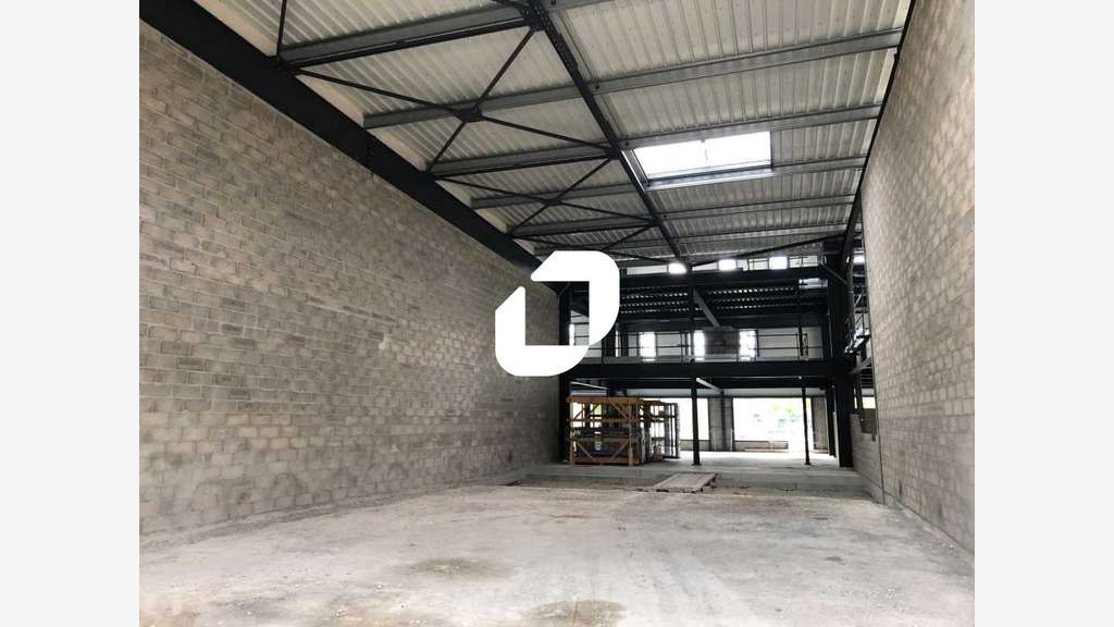 Vente Local d'activité 1820m² Gennevilliers
