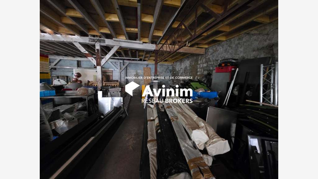 Vente local 400m² quartier du Plateau à Gentilly
