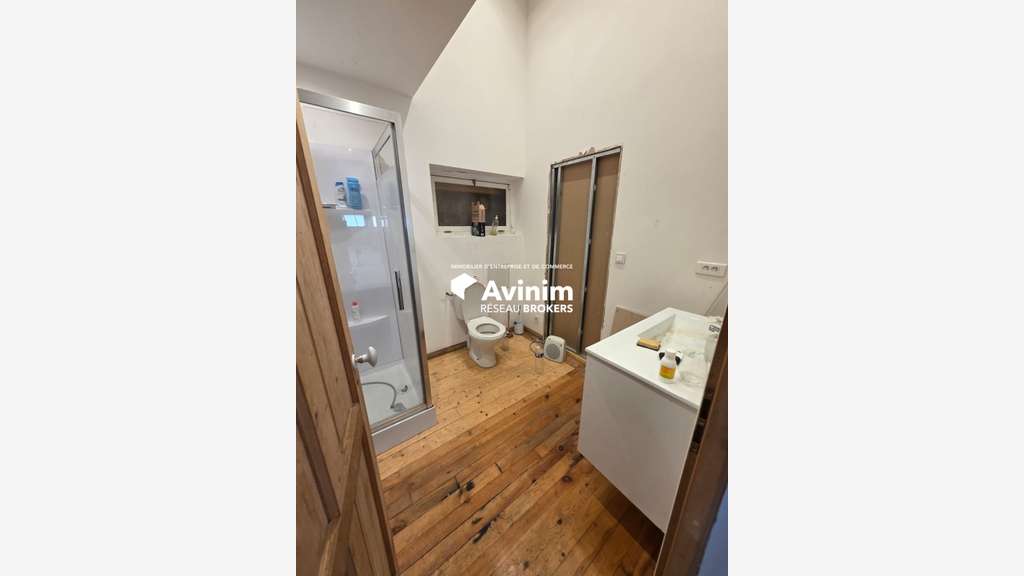 Vente local 400m² quartier du Plateau à Gentilly