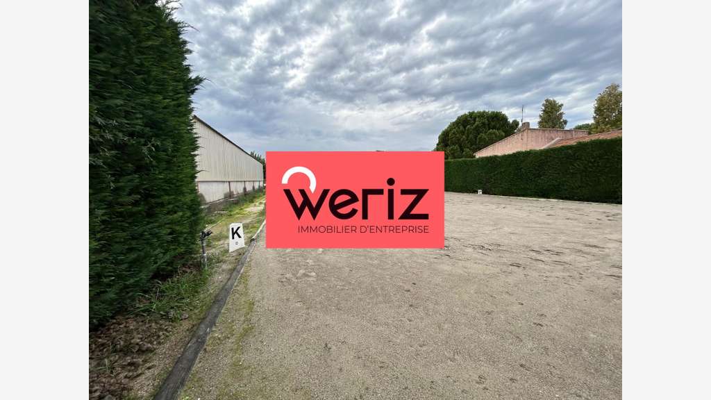 Vente local 650m² sur 1500m² à Gignac-la-Nerthe