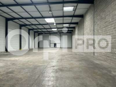 Local 1500m² à vendre zone d'Epinay à Gleizé