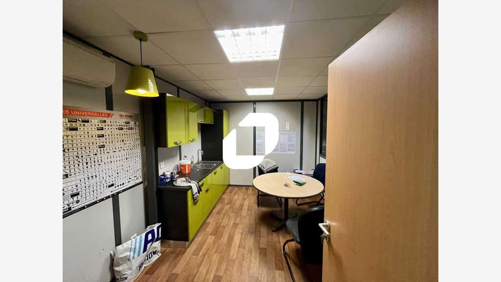 Vente Local d'activité 470m² Gleize
