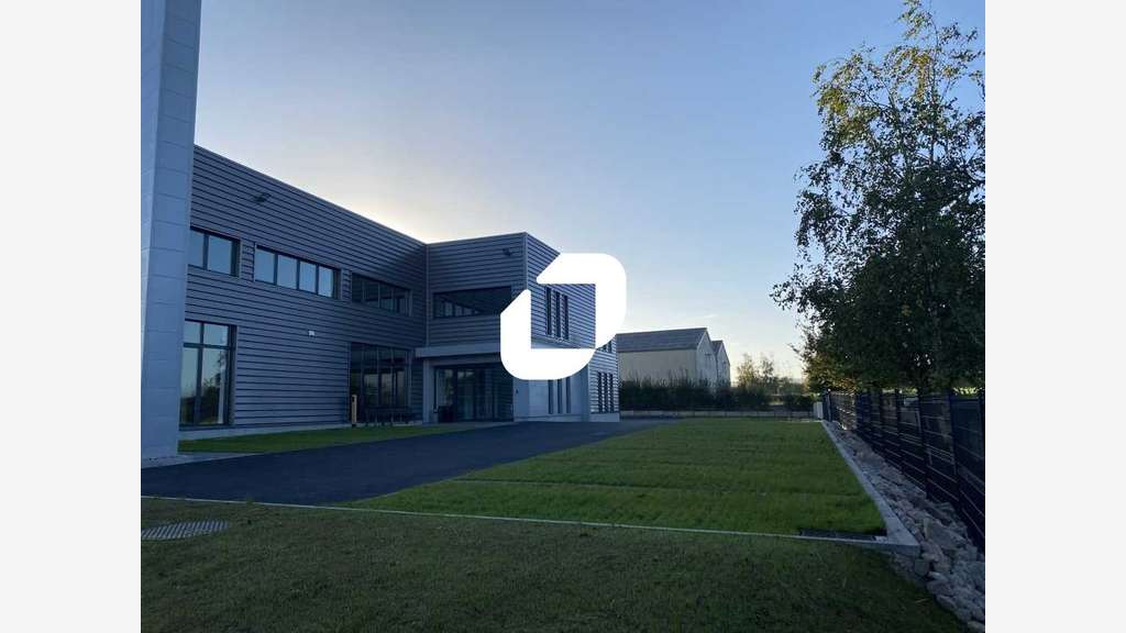 Vente Local d'activité 2100m² Godewaersvelde