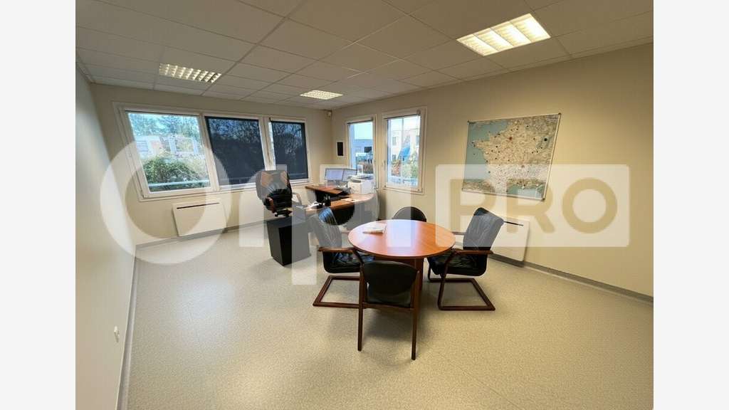 Local d'activité à vendre à Gometz-le-Châtel  A10