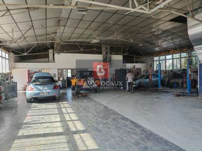 Vente local d'activités 330m² axe passant Grans