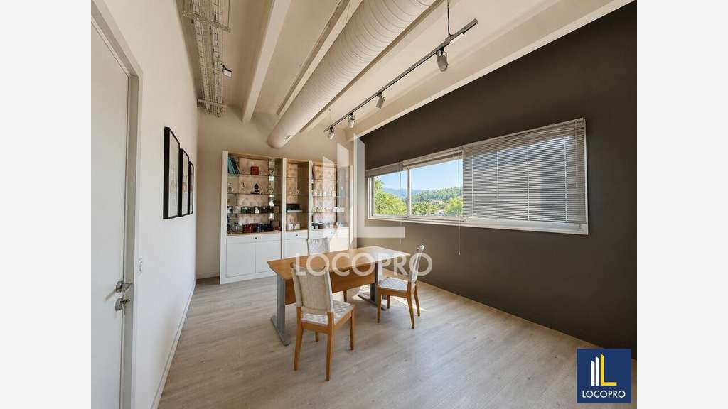 Vente local d'activité de 941m² à Grasse St Marc