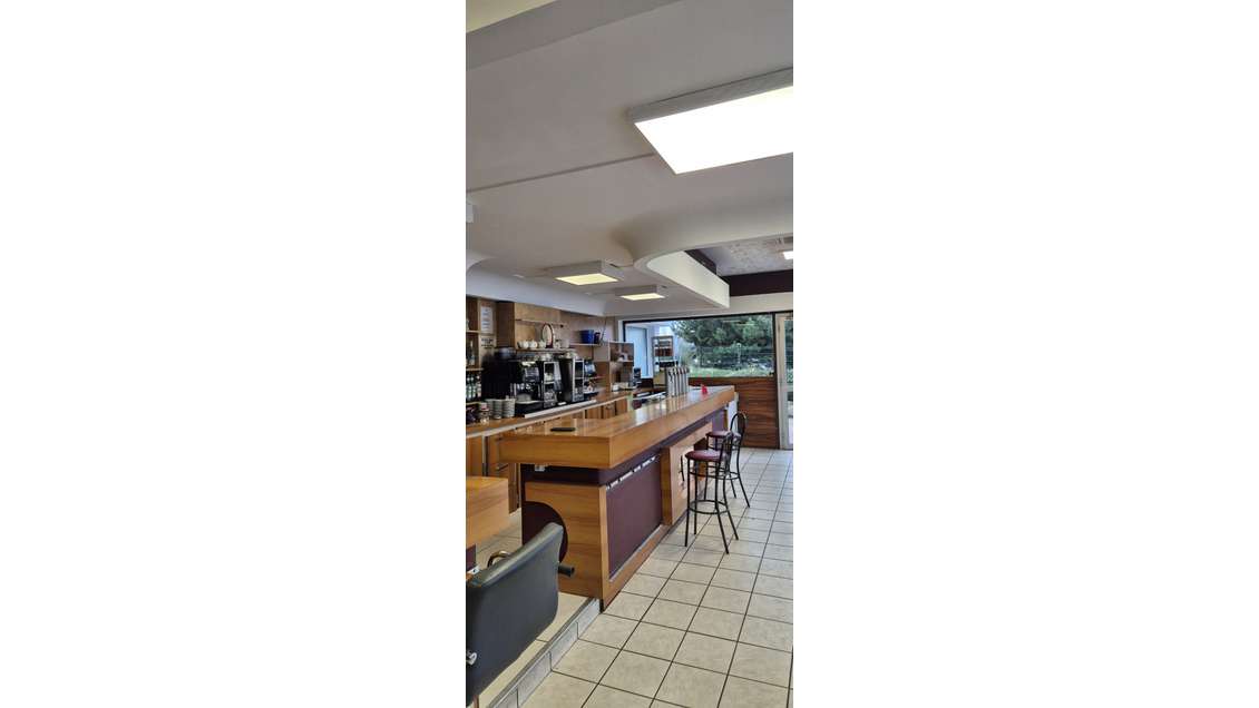 Vente murs commerciaux lumineux 119m² à Grenoble