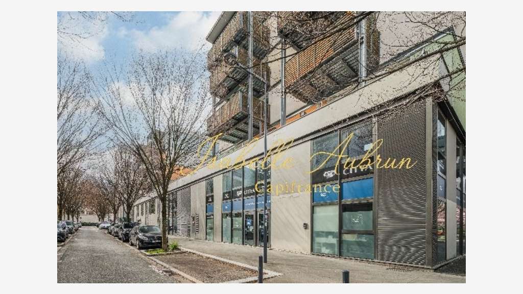 Local loué rendement 8 % à vendre à Grenoble (38)