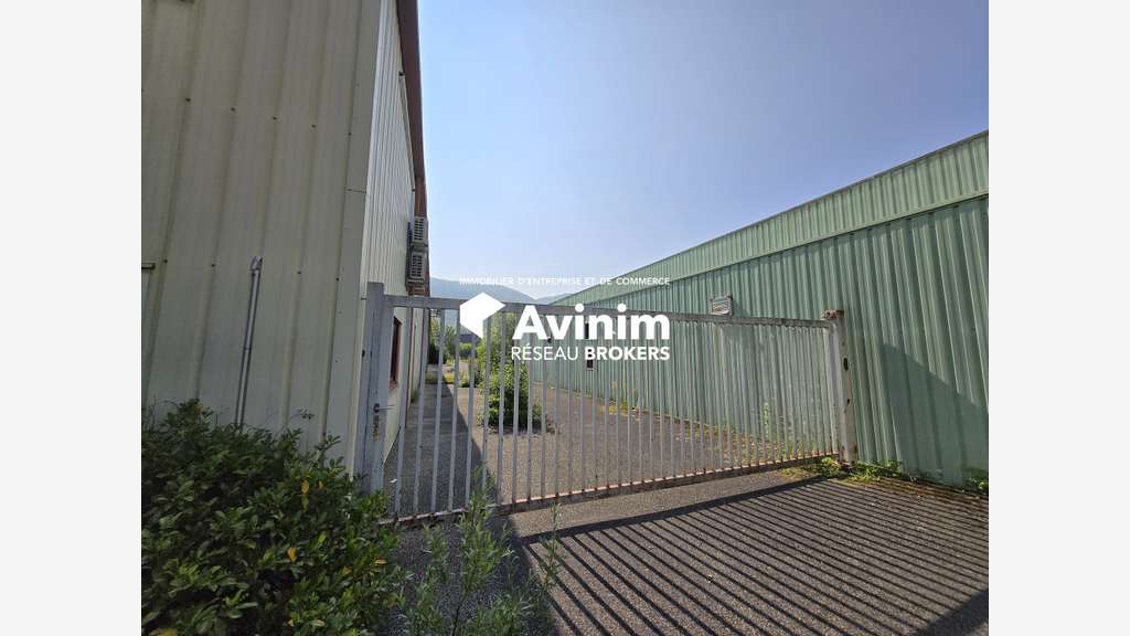 Usine à vendre à Groissiat Parc du Marais A404